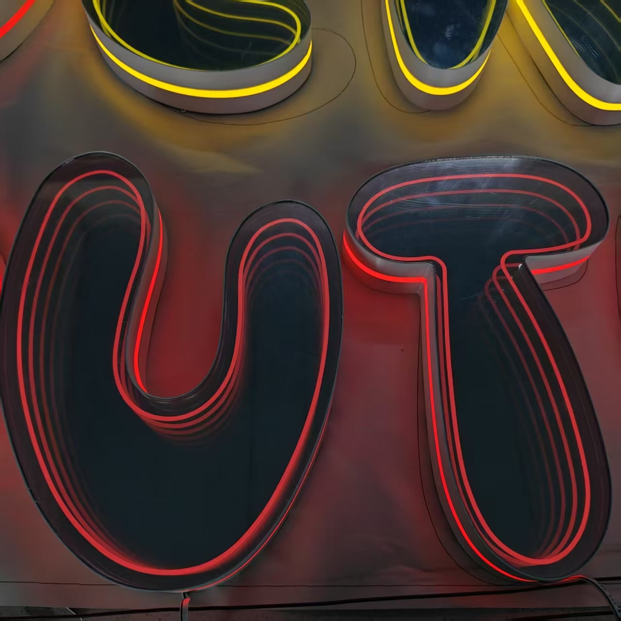 カスタマイズ可能な無限ネオンサインLED 3Dアート千層エン - Neon Sign Custom Led のレビューと価格